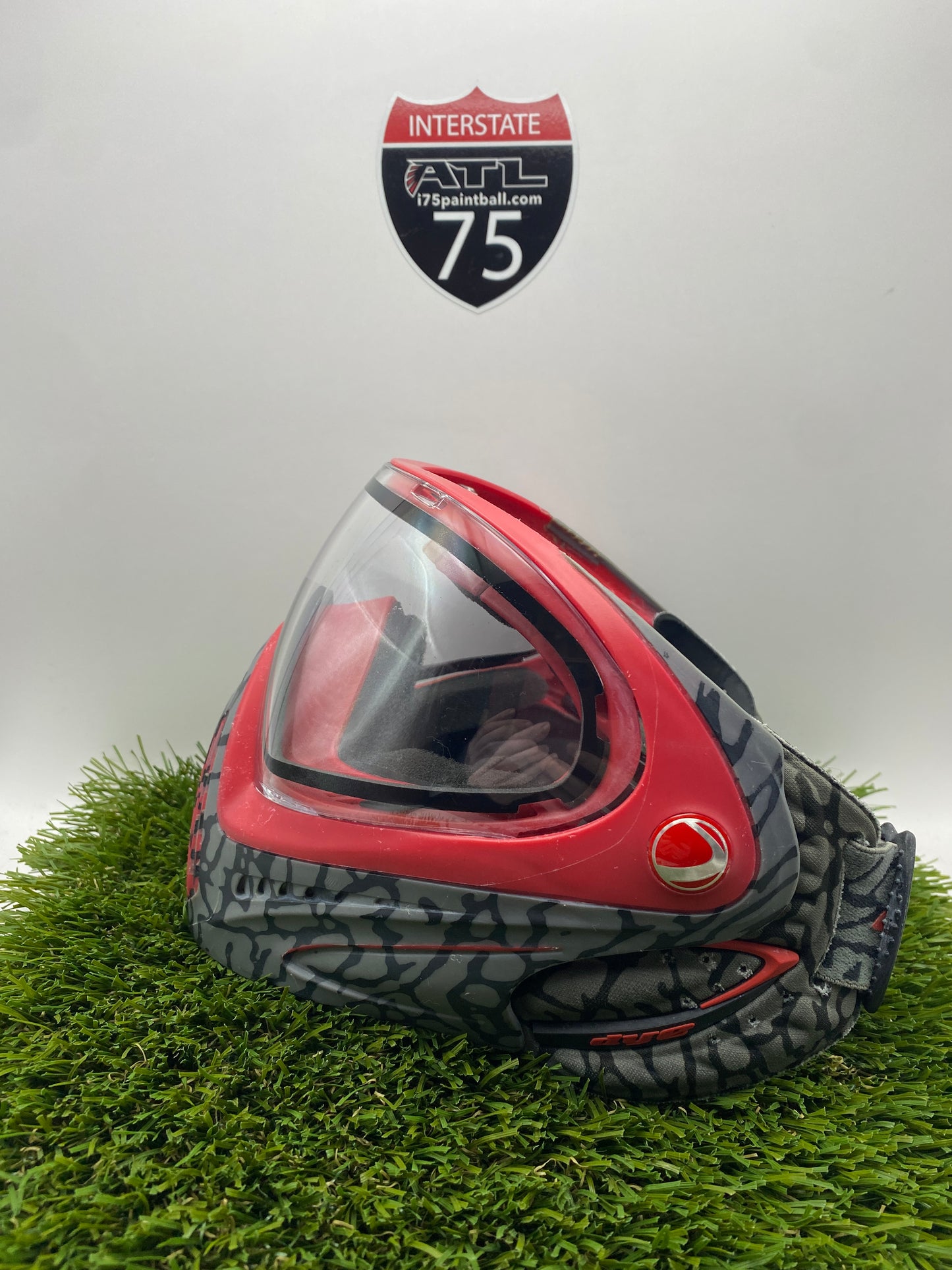 Skinned Red i4