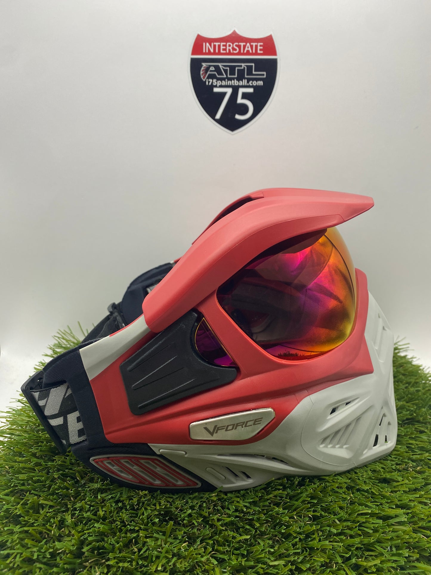 Red Grey Grill 2.0