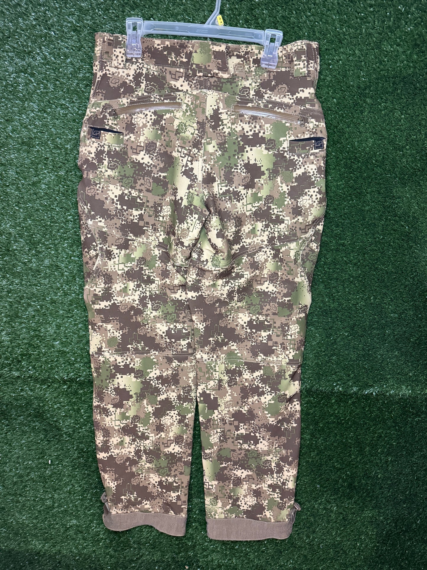 M HDE Earth Elite Pants
