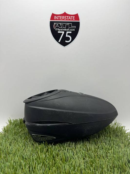 Black R2