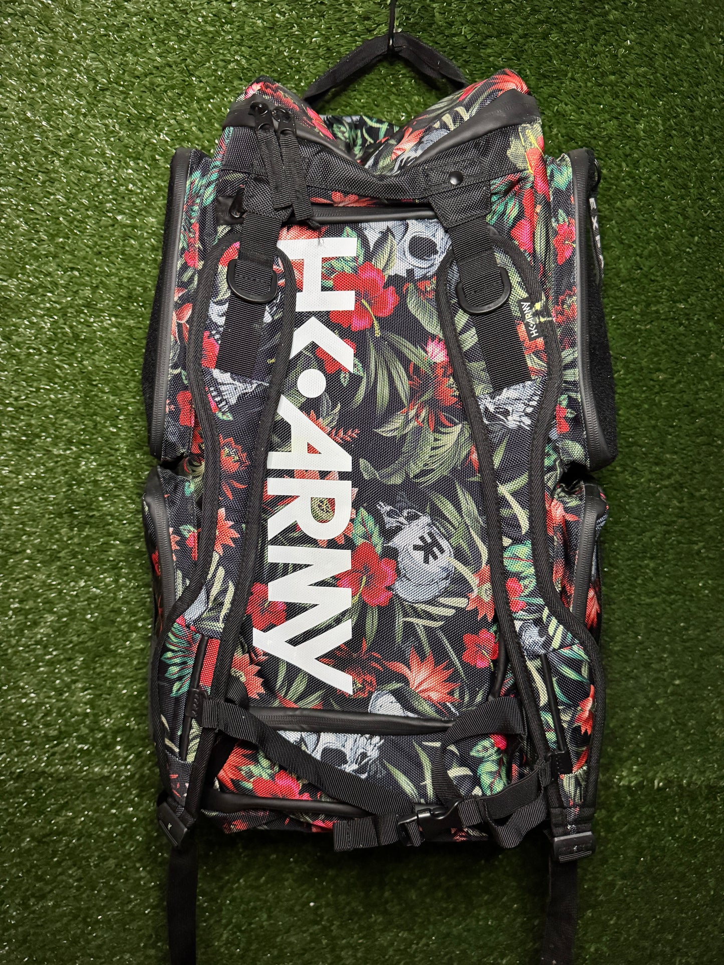 Tropical Skull 35L Backpack Gearbag