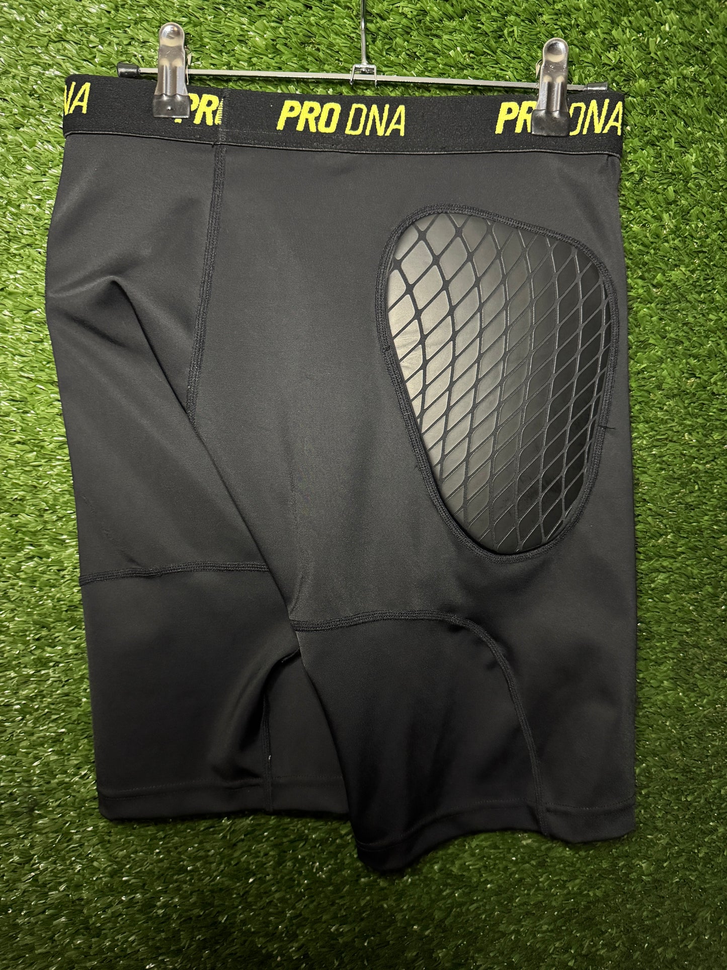 L Pro DNA Slide Shorts