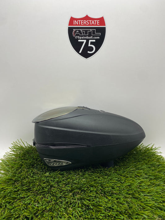Black R2