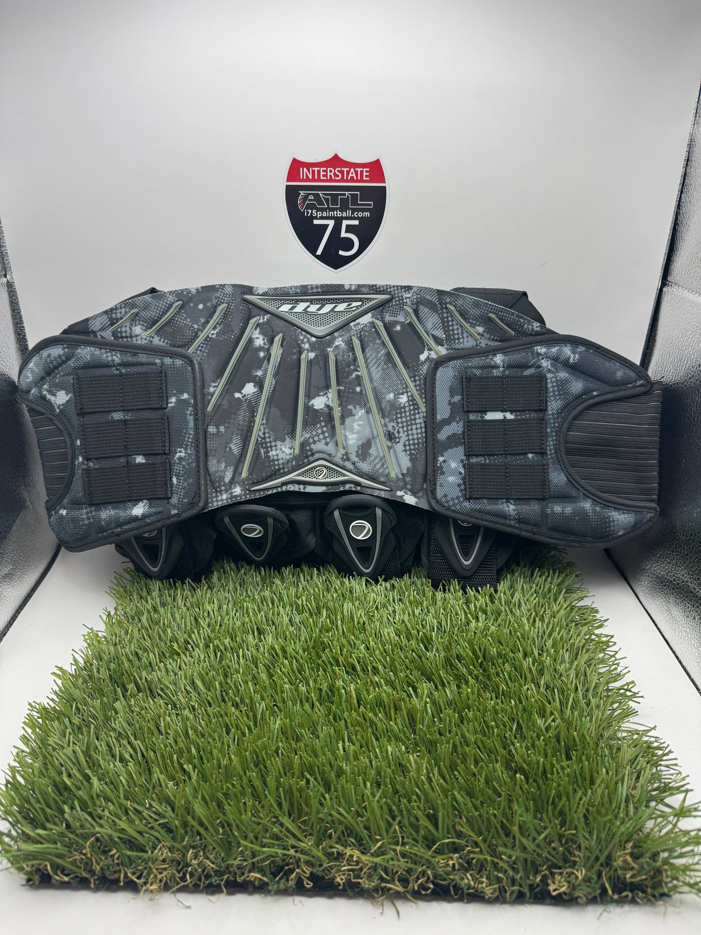 Dyecam Black Attack 4+7