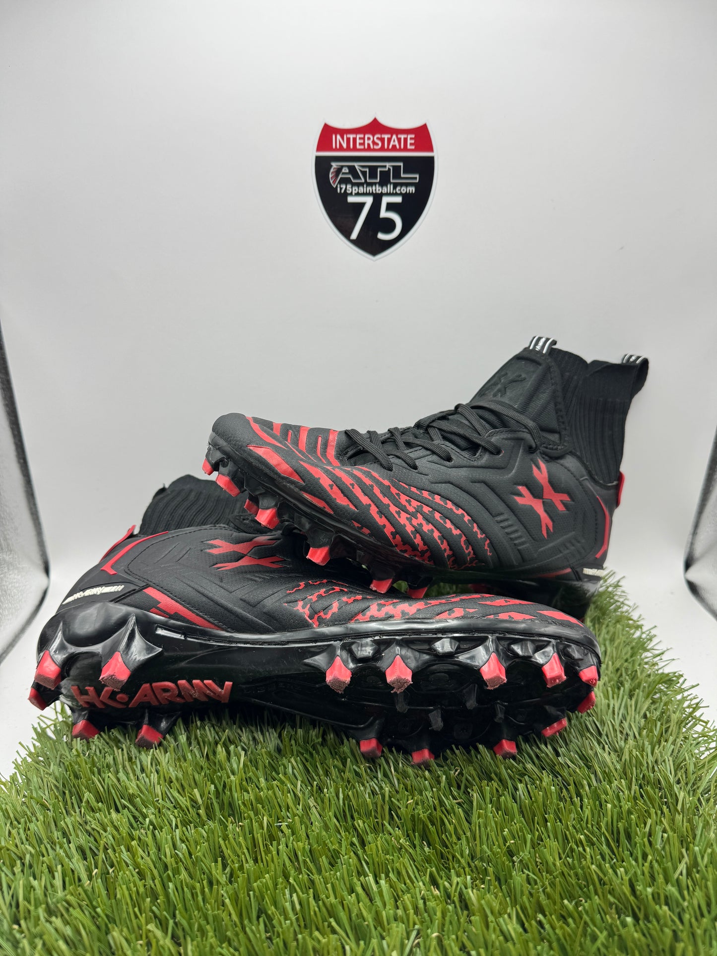 Size 9 HK Diggerz Cleats