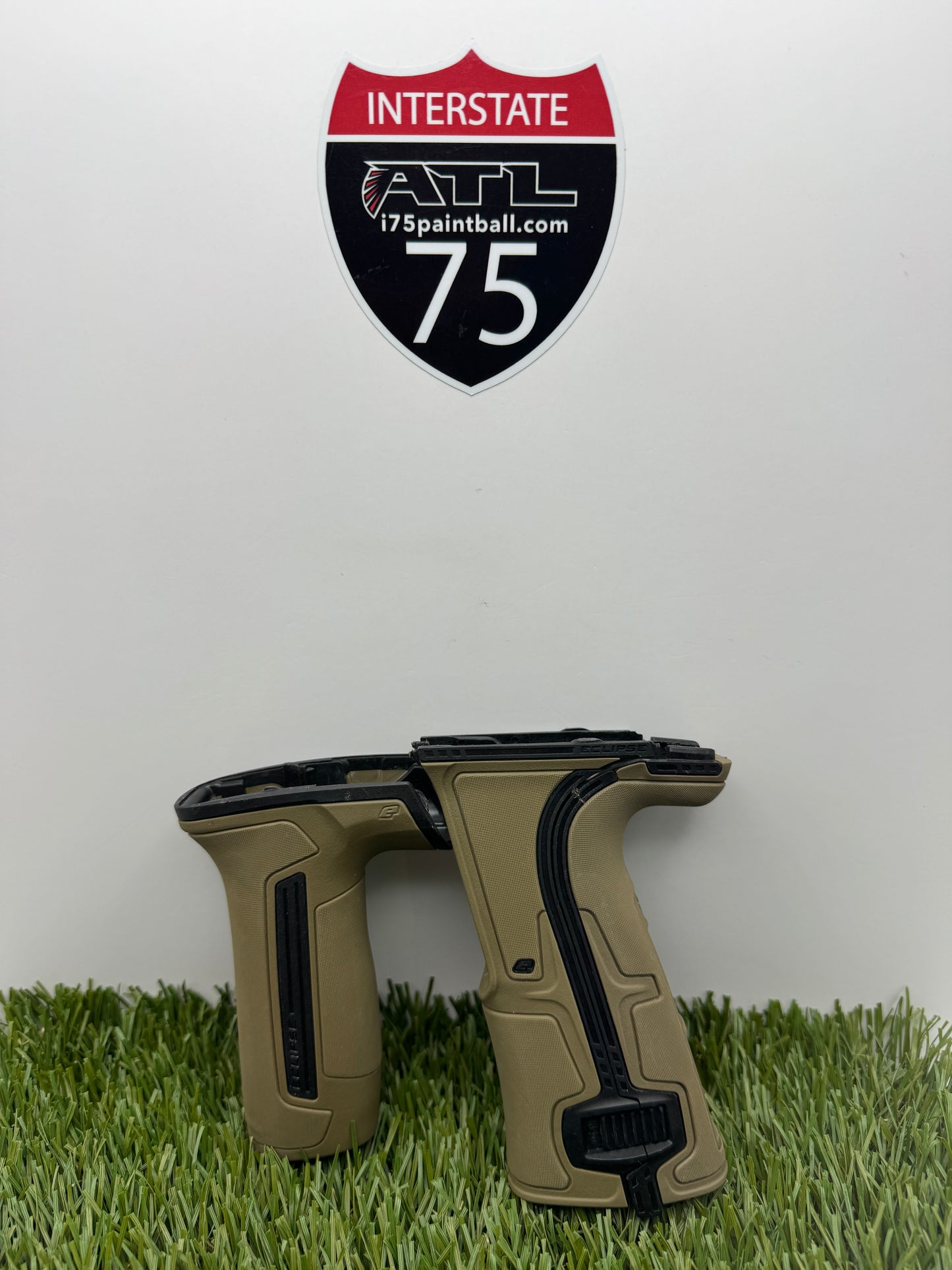 CS3 Tan Grips