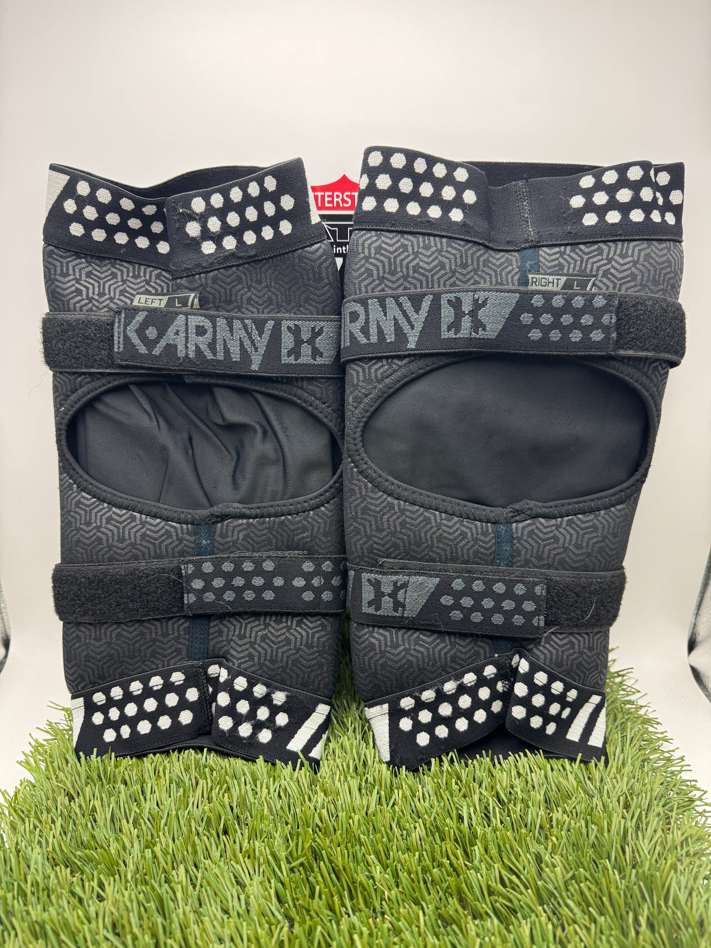 L HK Crash 2.0 Kneepads