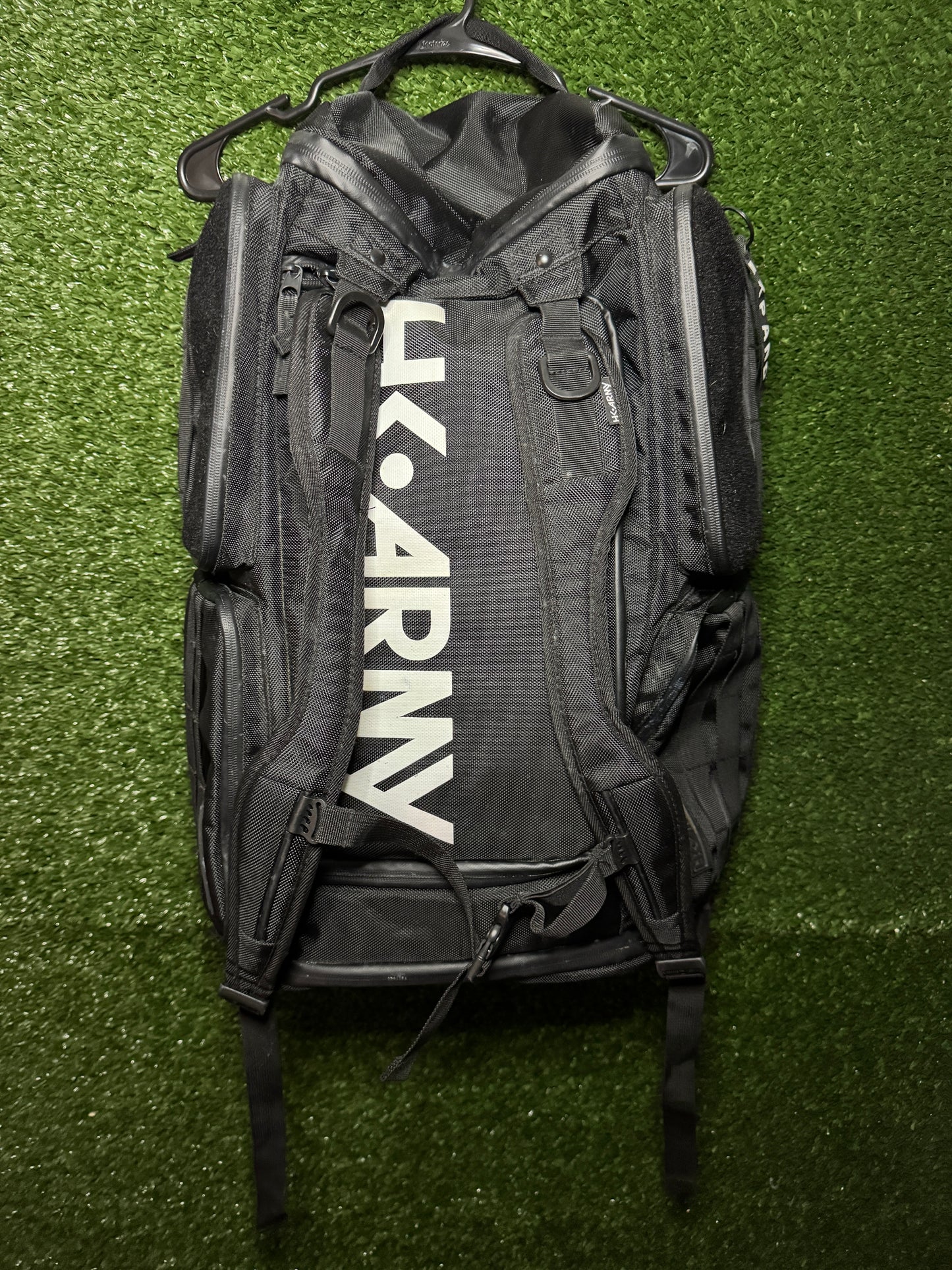 Black HK 35L Expand Bag