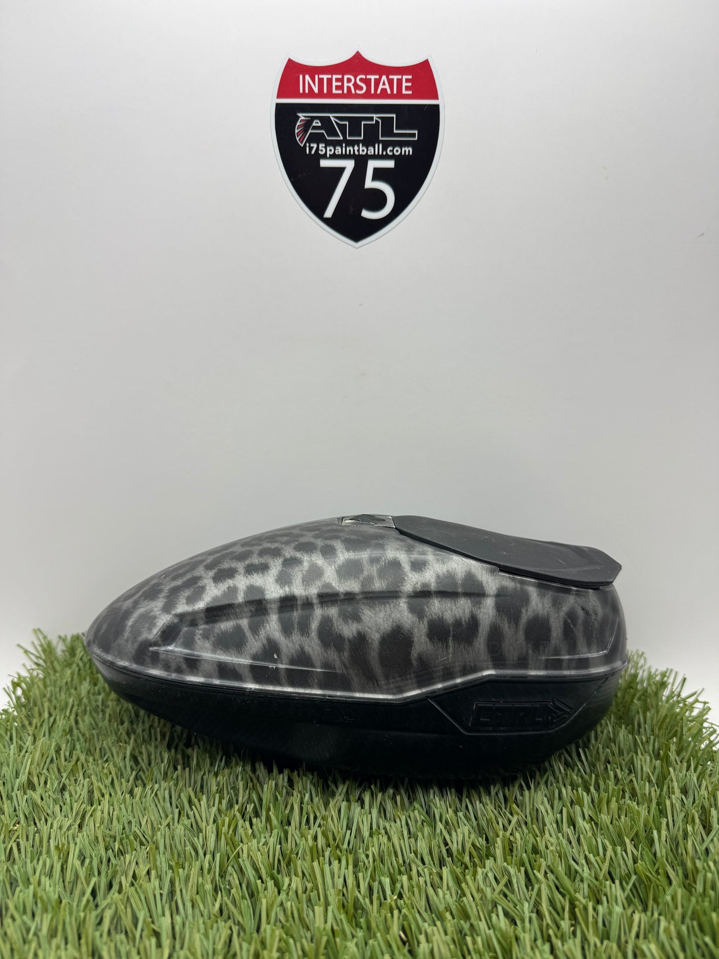 Carbon Leopard CTRL