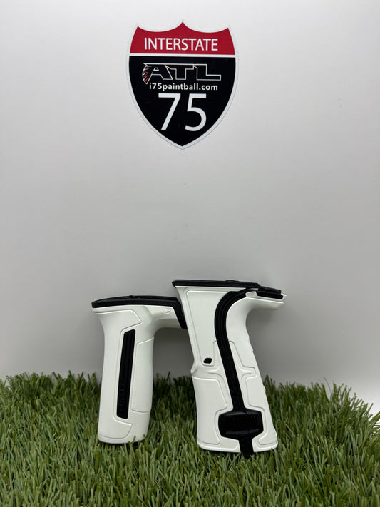 CS3 Grips