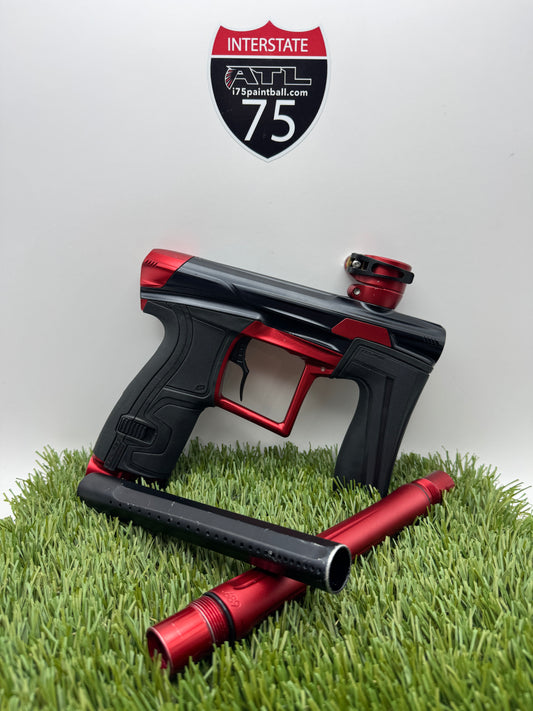 Black Red Geo4