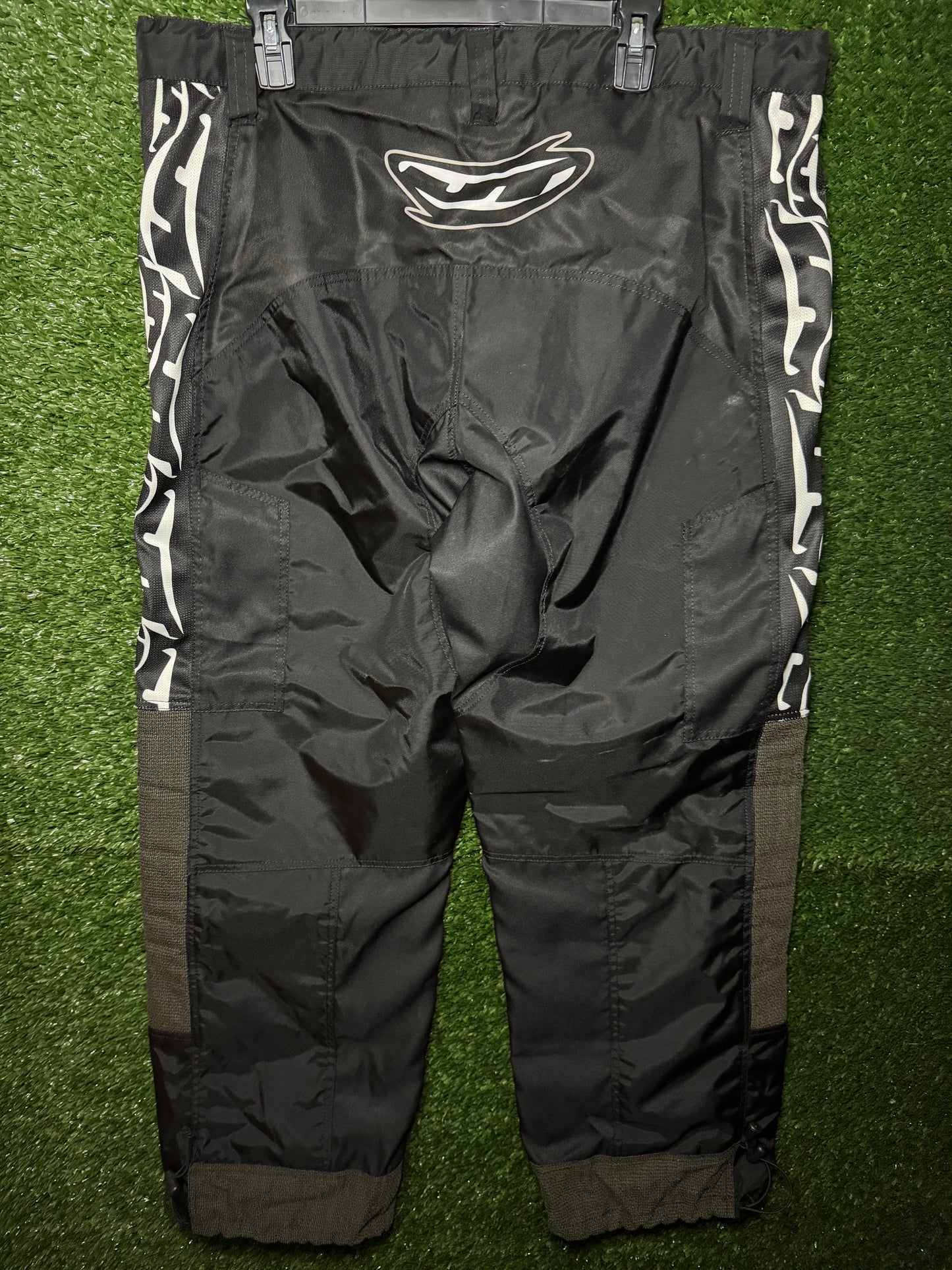 L Black JT Team Pants