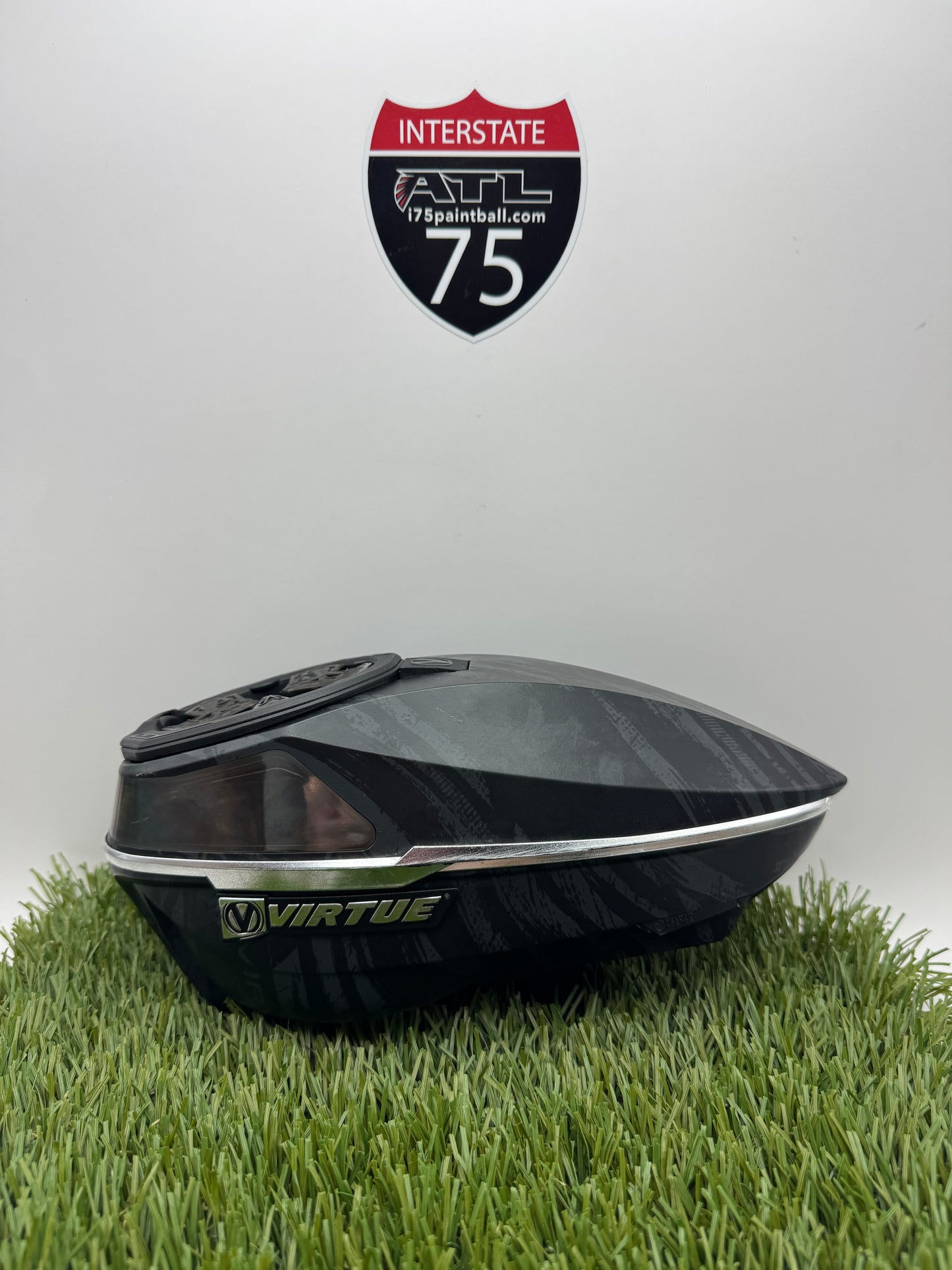 Graphic Black Spire 4