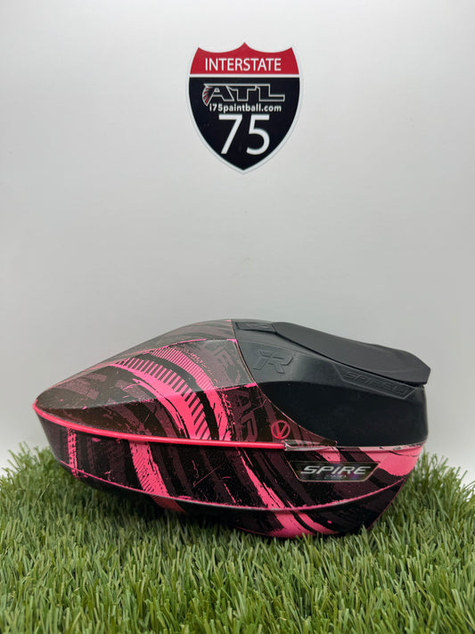 Graphic Pink Spire 260