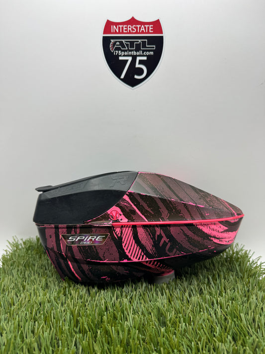 Graphic Pink Spire 260