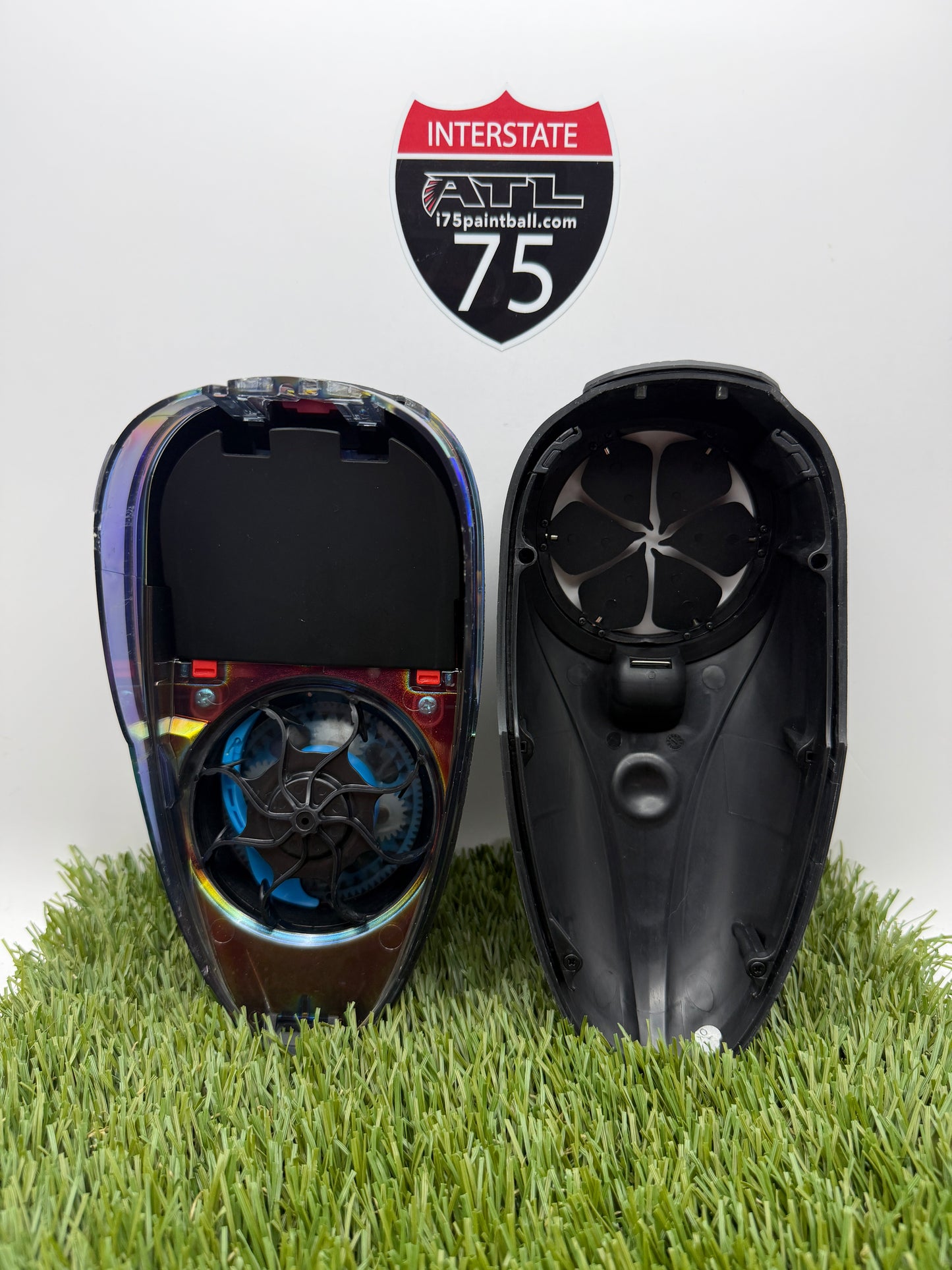 Black Red R2